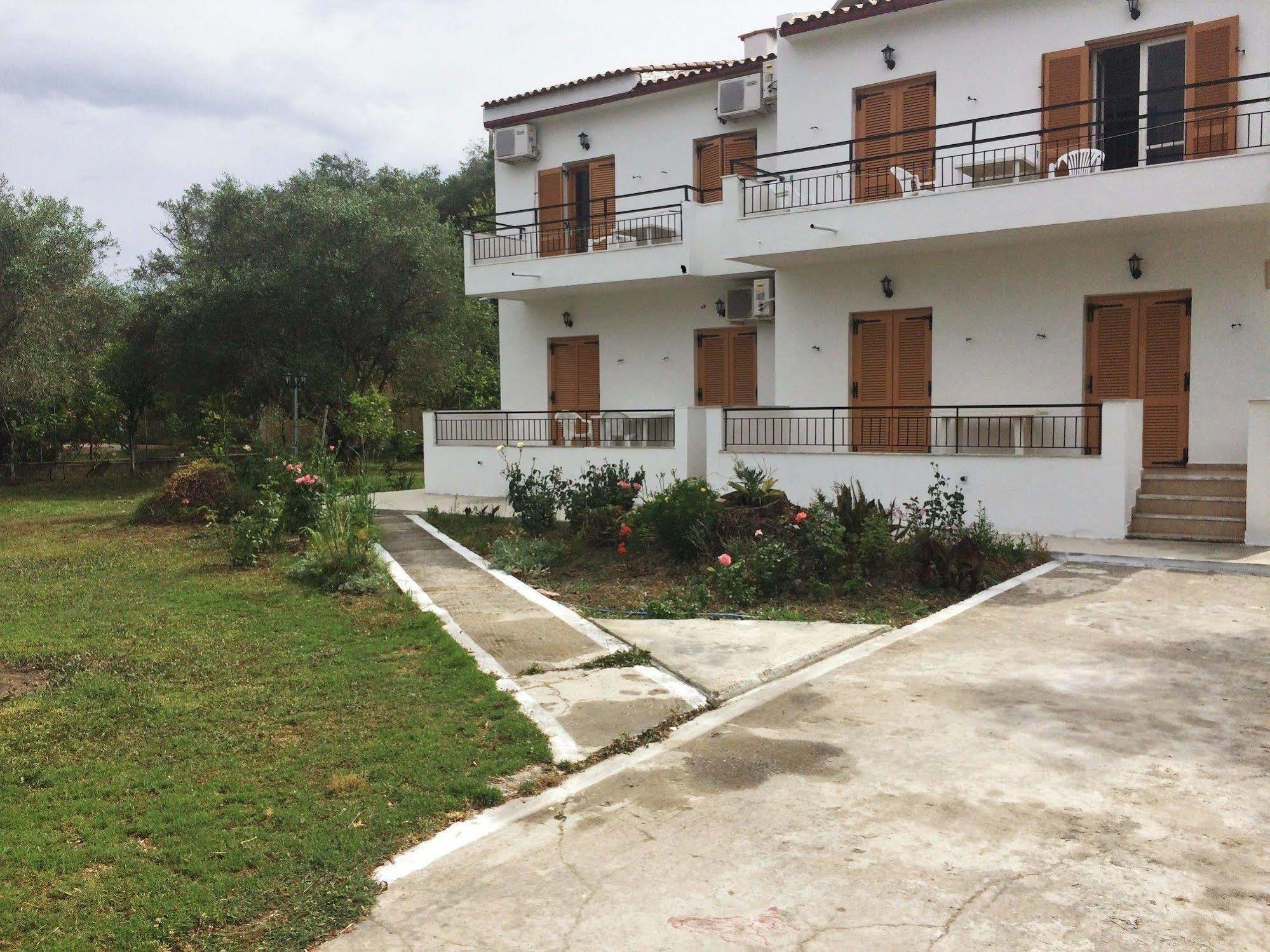Captains Studios & Apartments Kavos Luaran gambar