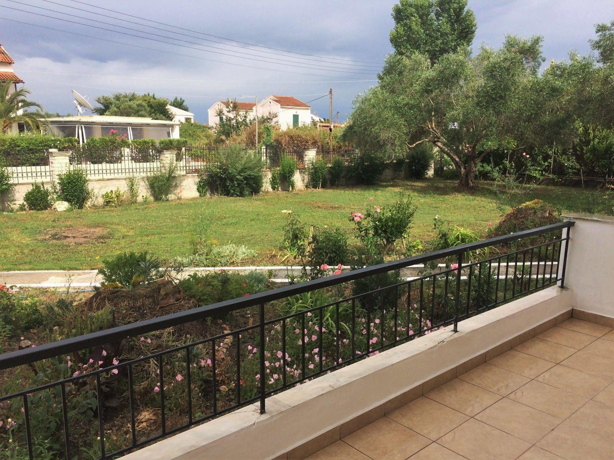 Captains Studios & Apartments Kavos Luaran gambar