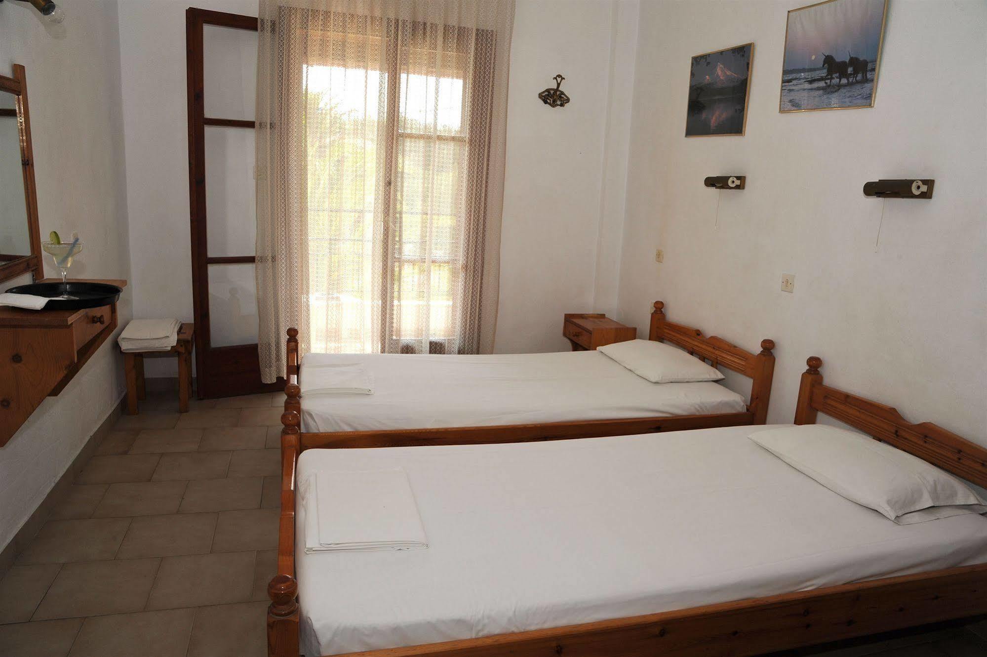 Captains Studios & Apartments Kavos Luaran gambar