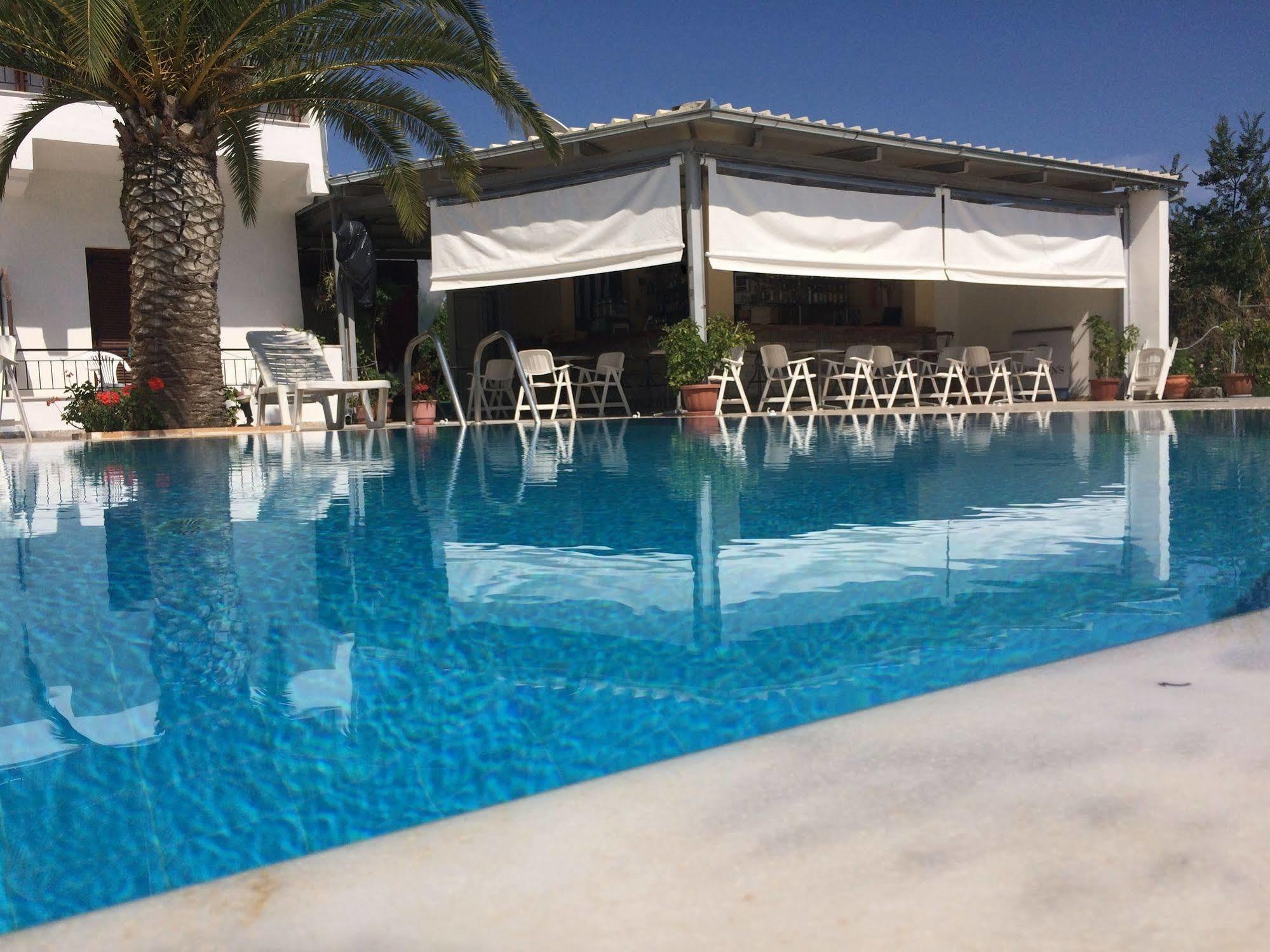 Captains Studios & Apartments Kavos Luaran gambar